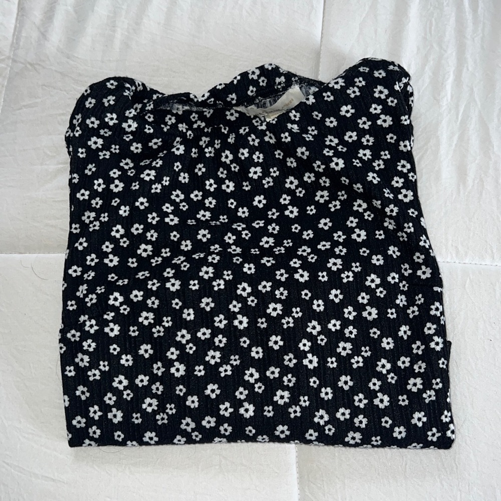 LONG SLEEVE FROM TJ ‘MAX